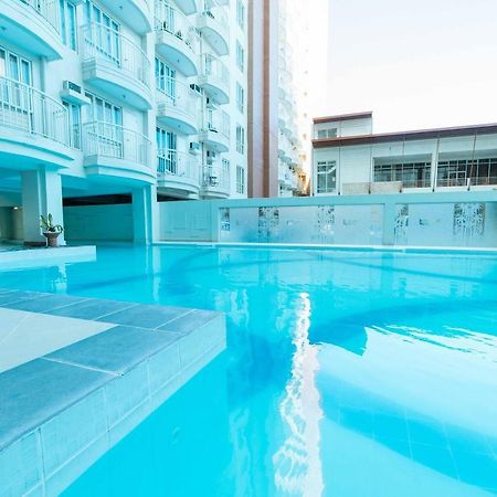 เรดดอร์ซ พรีเมียม แอท ซิตี้แลนด์ ตาไกย์ไตย์ 2 Hotel Tagaytay City ภายนอก รูปภาพ