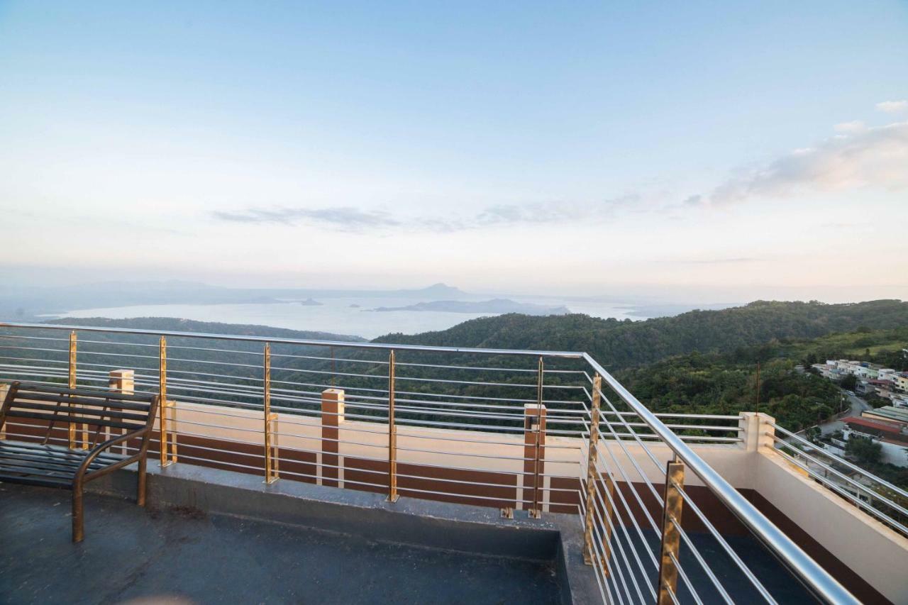 เรดดอร์ซ พรีเมียม แอท ซิตี้แลนด์ ตาไกย์ไตย์ 2 Hotel Tagaytay City ภายนอก รูปภาพ